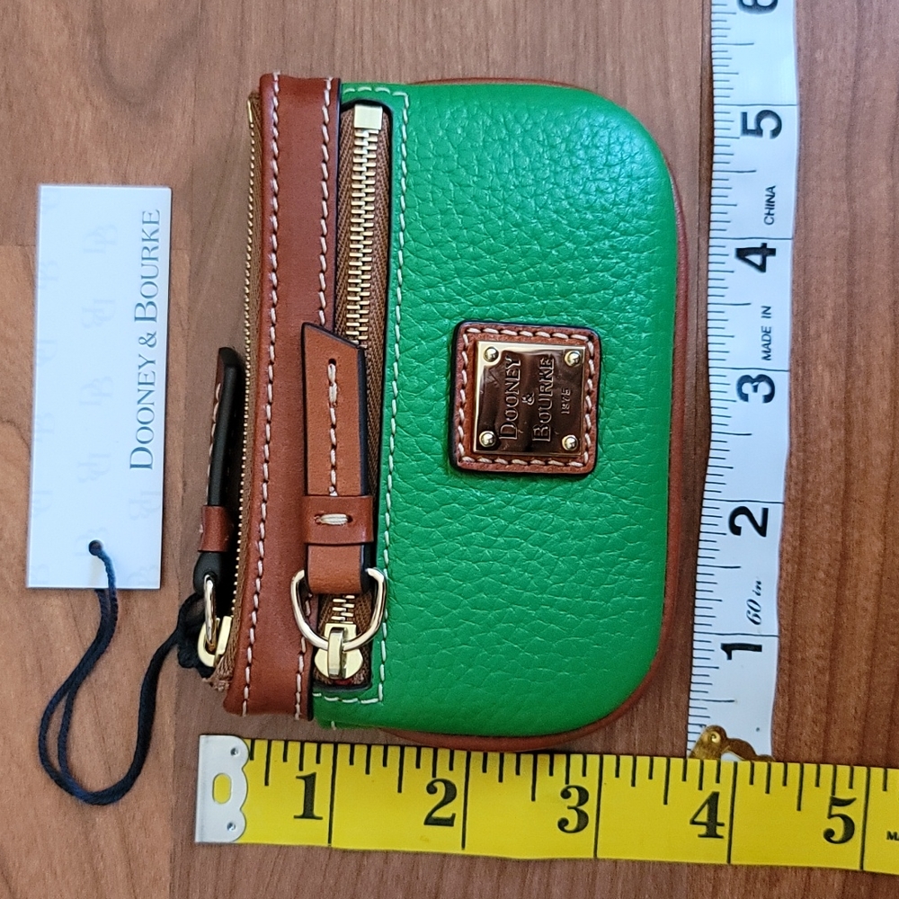 DOONEY & BOURKE Pebble Grain Kelly Green Leather Coin Case - Picture 6 of 7